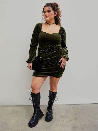 Plus Size Ruched Square Neck Balloon Sleeve Wrap Dress